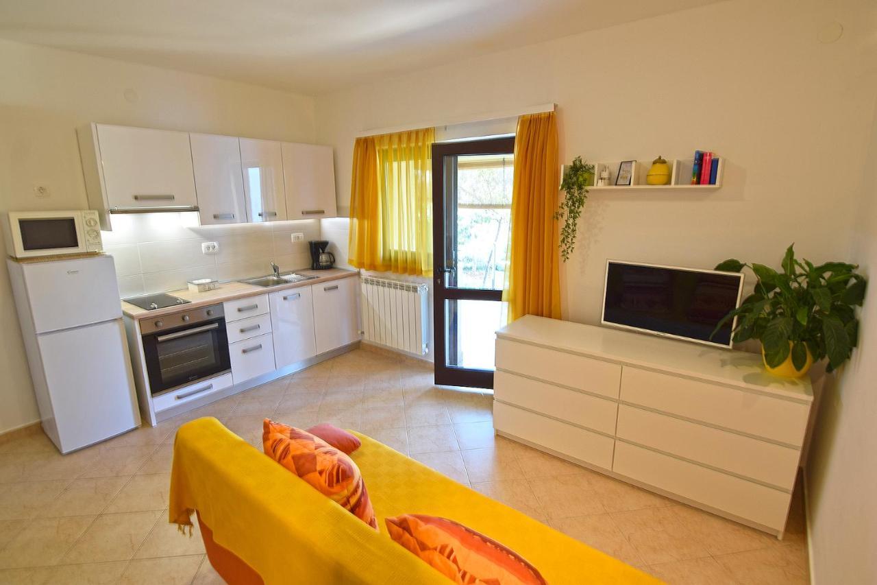Apartments Bor 메덜린 외부 사진